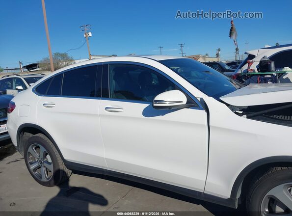 WDC0J4KB3KF581569 2019 MERCEDES-BENZ GLC 300 COUPE Белый Панорамный вид салона 360°