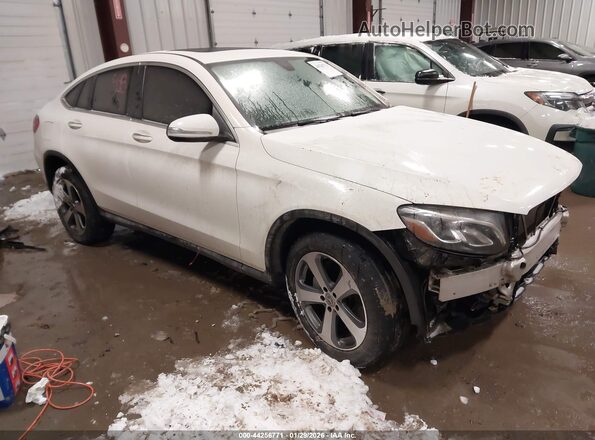 WDC0J4KB8JF410136 2018 MERCEDES-BENZ GLC 300 COUPE Белый Передняя правая четверть