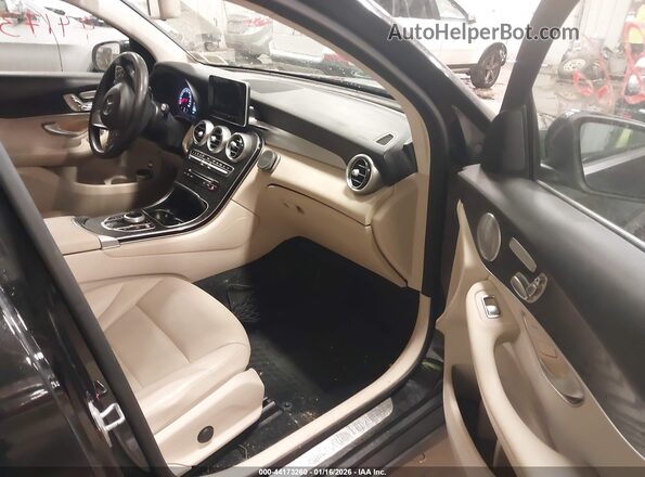 WDC0J4KB9JF353283 2018 MERCEDES-BENZ GLC 300 COUPE Черный Вид салона спереди