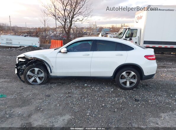 WDC0J4KB9KF512692 2019 MERCEDES-BENZ GLC 300 COUPE Белый Вид задней части салона