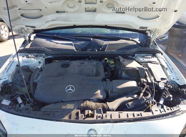 WDCTG4EB2GJ193244 2016 MERCEDES-BENZ GLA 250 White Вид ззаду
