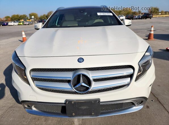 WDCTG4EB2HJ295144 2017 MERCEDES-BENZ GLA Белый Вид спереди