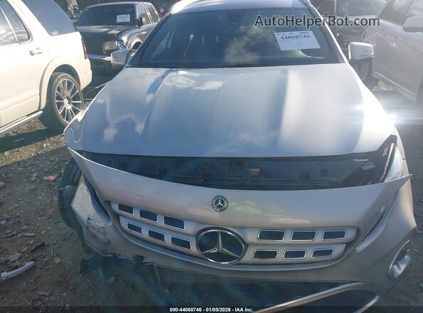 WDCTG4EB3JJ435644 2018 MERCEDES-BENZ GLA 250 Серебряный Вид щитка приборов