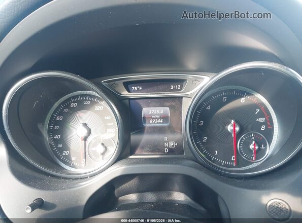WDCTG4EB3JJ435644 2018 MERCEDES-BENZ GLA 250 Серебряный Вид задних сидений