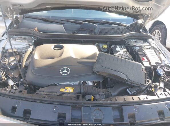 WDCTG4EB3JJ435644 2018 MERCEDES-BENZ GLA 250 Серебряный Вид сзади