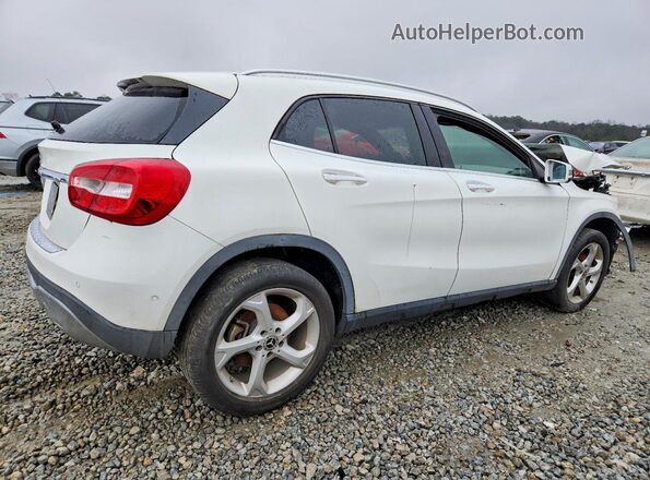 WDCTG4EB4JJ482195 2018 MERCEDES-BENZ GLA Белый Передняя правая четверть