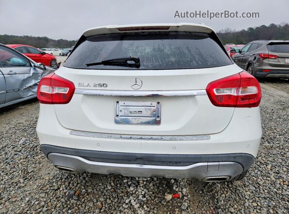 WDCTG4EB4JJ482195 2018 MERCEDES-BENZ GLA Белый Вид салона спереди