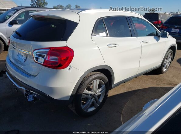 WDCTG4EB5JJ446998 2018 MERCEDES-BENZ GLA 250 Белый Задняя правая четверть