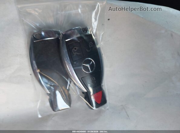WDCTG4EB5JJ446998 2018 MERCEDES-BENZ GLA 250 Белый Вид панели приборов