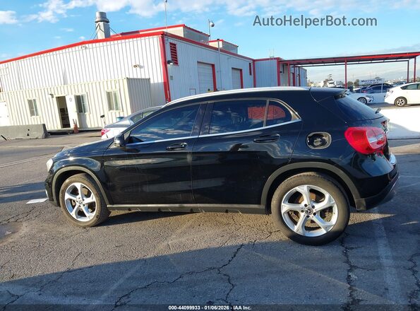 WDCTG4EB5JJ494551 2018 MERCEDES-BENZ GLA 250 Black Vista interior de 360 grados