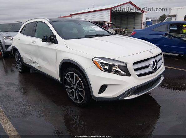 WDCTG4EB6GJ272366 2016 MERCEDES-BENZ GLA 250 White Delantero derecho