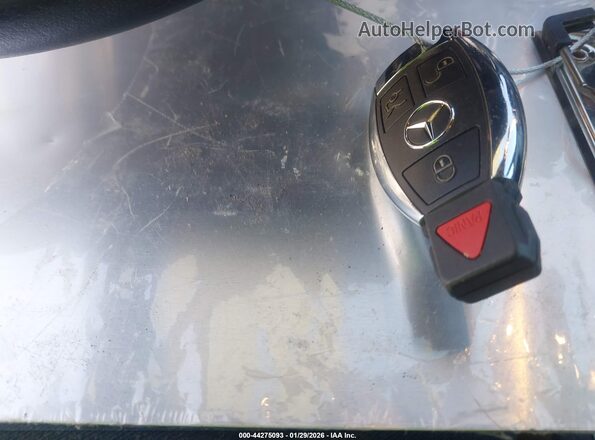 WDCTG4EB6KU004019 2019 MERCEDES-BENZ GLA 250 Black Առջևի վահանակի տեսք