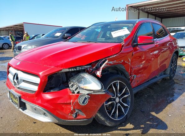 WDCTG4EB7HJ331829 2017 MERCEDES-BENZ GLA 250 Red Widok z przodu