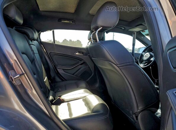 WDCTG4EB9JJ469197 2018 MERCEDES-BENZ GLA Серый Вид задней части салона