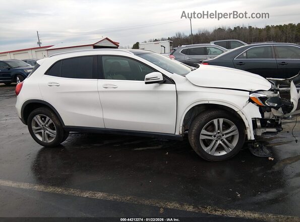 WDCTG4EB9KU016326 2019 MERCEDES-BENZ GLA 250 White Вид задньої частини салону