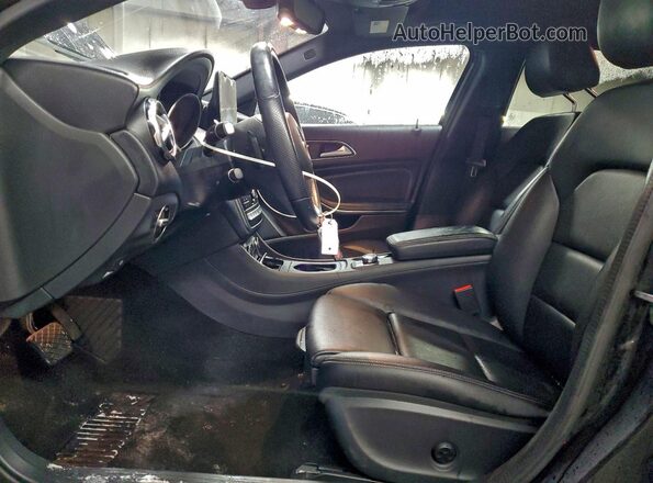 WDCTG4GB6LU027332 2020 MERCEDES-BENZ GLA Черный Вид салона спереди