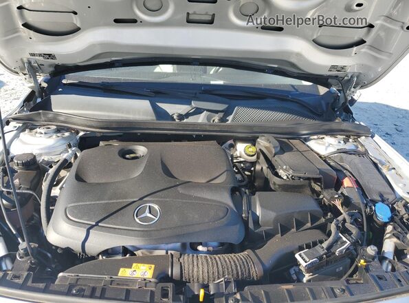 WDCTG4GB9KU019076 2019 MERCEDES-BENZ GLA Серебряный Вид подкапотного пространства