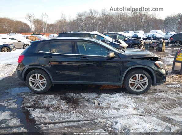 WDCTG4GBXJJ417378 2018 MERCEDES-BENZ GLA 250 Черный Вид задней части салона