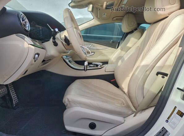 WDD2J5JB8LA050183 2020 MERCEDES-BENZ CLS-CLASS Белый Вид салона спереди