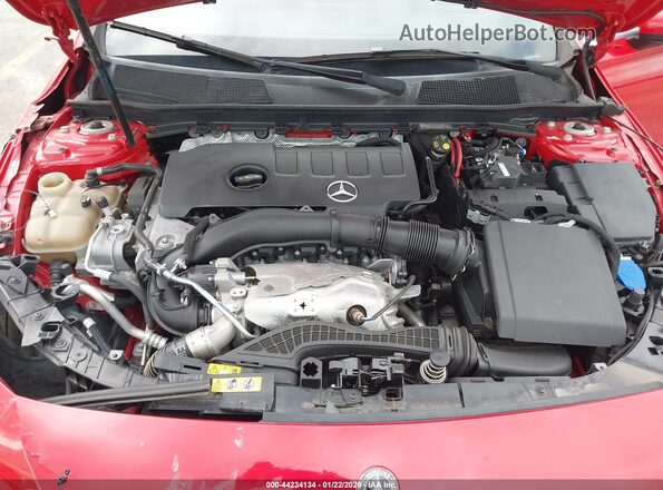 WDD3G4EB5KW023628 2019 MERCEDES-BENZ A 220 Красный Вид сзади