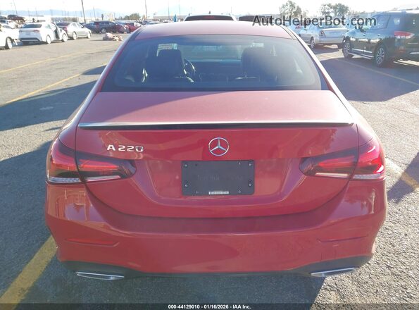 WDD3G4EB8KW018410 2019 MERCEDES-BENZ A 220 Красный 