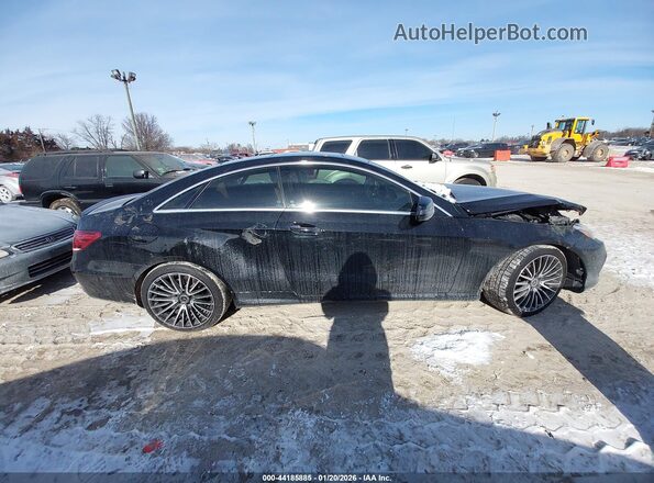 WDDKJ6HBXGF335844 2016 MERCEDES-BENZ E-CLASS Черный Вид задней части салона