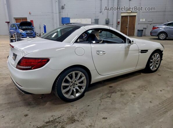 WDDPK3JA3HF141225 2017 MERCEDES-BENZ SLC Белый Задняя правая четверть