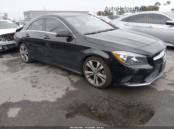 WDDSJ4EB0JN613883 2018 MERCEDES-BENZ CLA 250 Black Передня права чверть