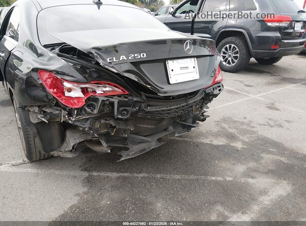 WDDSJ4EB0JN613883 2018 MERCEDES-BENZ CLA 250 Black Вид спереду