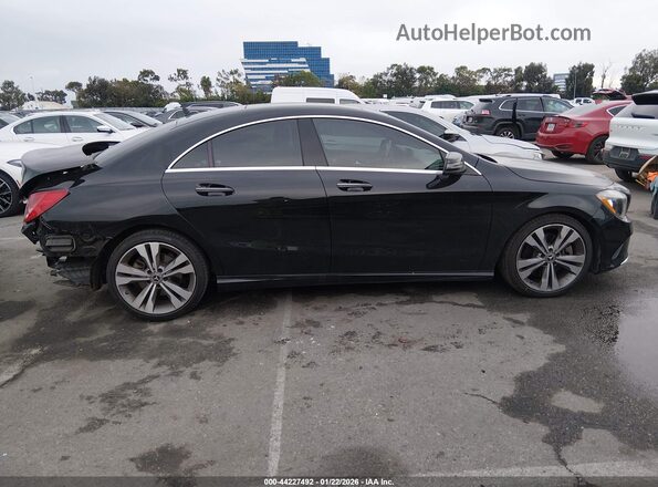 WDDSJ4EB0JN613883 2018 MERCEDES-BENZ CLA 250 Black Вид задньої частини салону