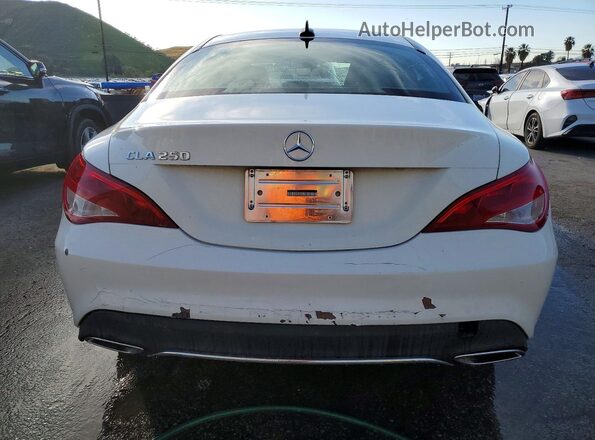 WDDSJ4EB2JN557977 2018 MERCEDES-BENZ CLA-CLASS White Vista trasera
