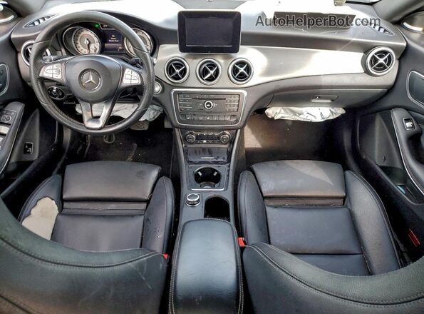 WDDSJ4EB4GN317189 2016 MERCEDES-BENZ CLA-CLASS Black Vista del salpicadero