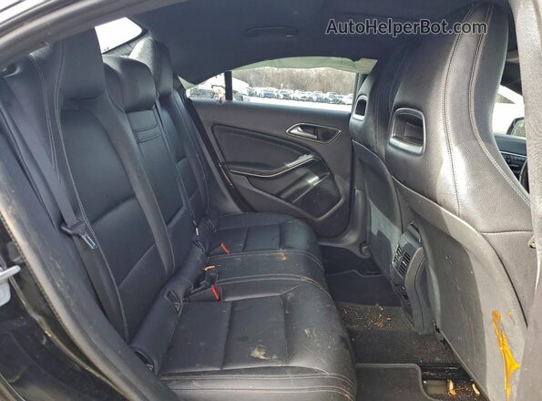 WDDSJ4EB4GN317189 2016 MERCEDES-BENZ CLA-CLASS Black Vista de los asientos traseros