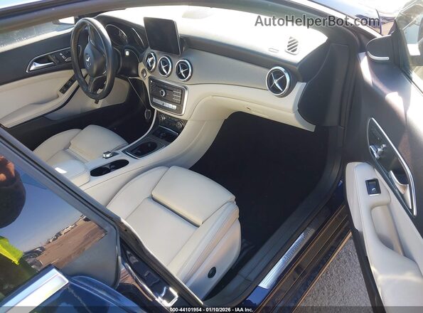 WDDSJ4EB5JN690488 2018 MERCEDES-BENZ CLA 250 Dark Blue Սալոնի դիմացի տեսք