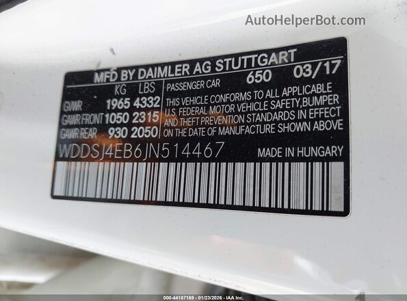 WDDSJ4EB6JN514467 2018 MERCEDES-BENZ CLA 250 White Vista del compartimento del motor
