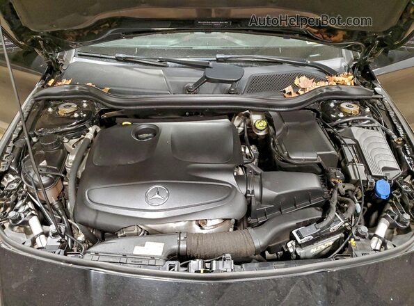 WDDSJ4EB6JN569579 2018 MERCEDES-BENZ CLA-CLASS Black Widok wnętrza z tyłu