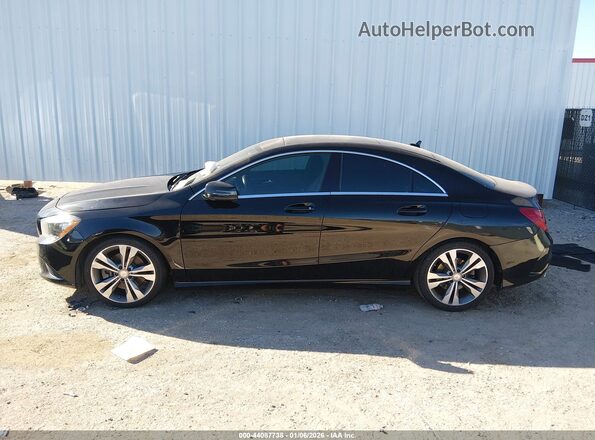 WDDSJ4EB9GN312439 2016 MERCEDES-BENZ CLA 250 Black სალონის 360-გრადუსიანი ხედი