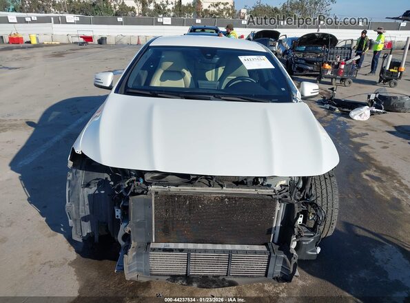 WDDSJ4EB9GN325580 2016 MERCEDES-BENZ CLA 250 White უკანა სალონის ხედი