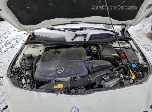WDDSJ4EBXHN399513 2017 MERCEDES-BENZ CLA-CLASS Белый Вид задней части салона