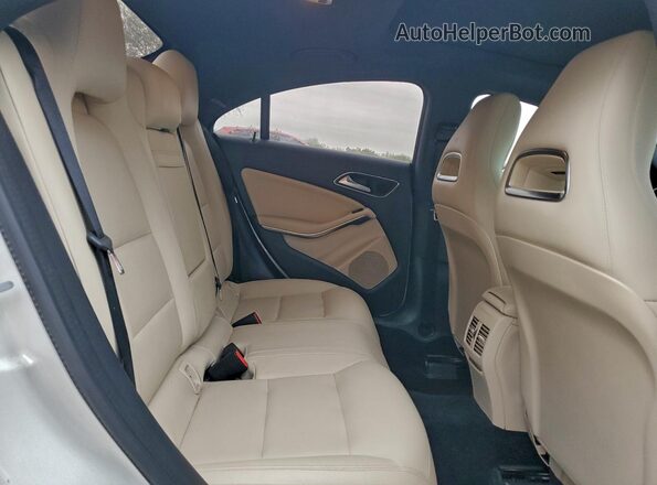 WDDSJ4GB8HN479891 2017 MERCEDES-BENZ CLA-CLASS Белый Вид задних сидений