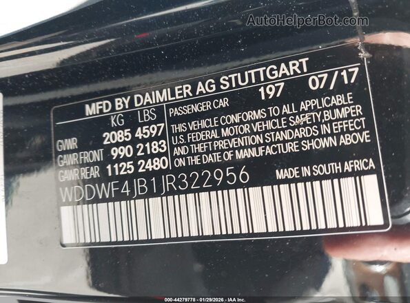 WDDWF4JB1JR322956 2018 MERCEDES-BENZ C-CLASS Black Widok komory silnika