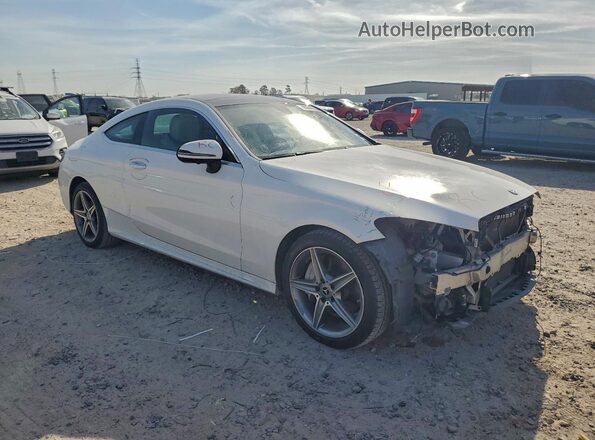 WDDWJ4KB6JF670668 2018 MERCEDES-BENZ C Белый Передняя правая четверть