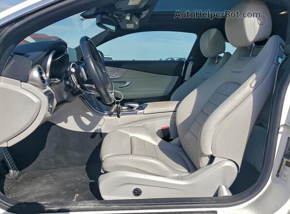 WDDWJ4KB6JF670668 2018 MERCEDES-BENZ C Белый Вид салона спереди