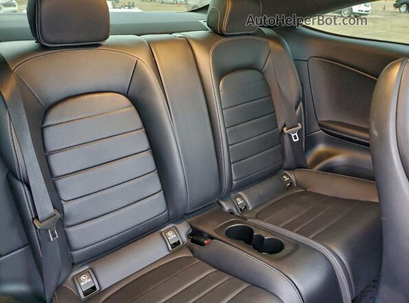 WDDWJ8DB8KF844682 2019 MERCEDES-BENZ C Черный Вид задних сидений