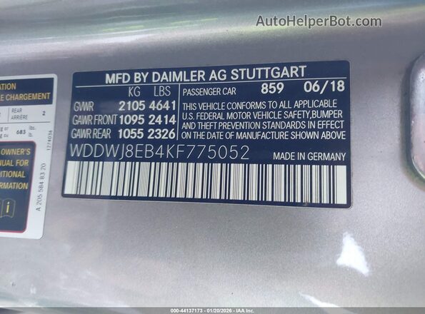 WDDWJ8EB4KF775052 2019 MERCEDES-BENZ C-CLASS Серый Вид подкапотного пространства
