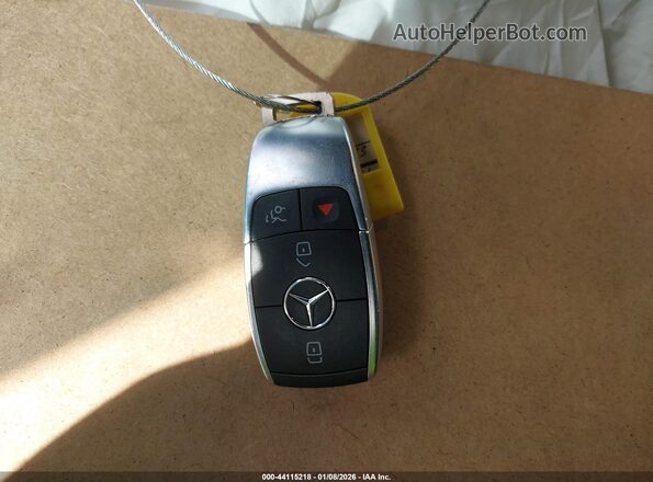 WDDWK6EB8KF801489 2019 MERCEDES-BENZ AMG C 43 White წინა პანელის ხედი