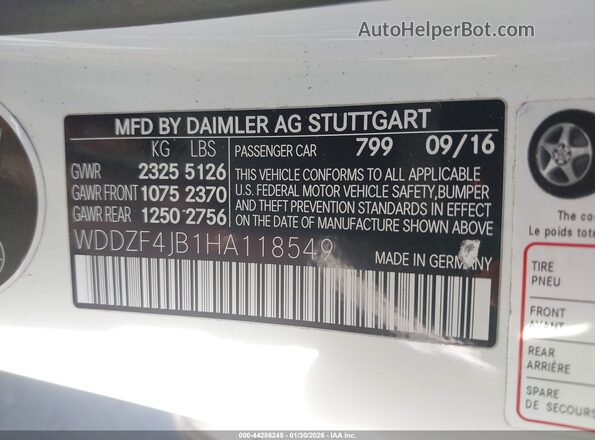 WDDZF4JB1HA118549 2017 MERCEDES-BENZ E-CLASS White Vista del compartimento del motor