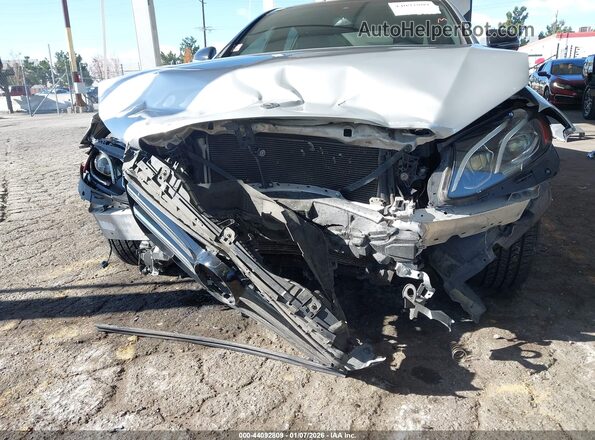 WDDZF4JB1KA567978 2019 MERCEDES-BENZ E-CLASS Серебряный Вид спереди