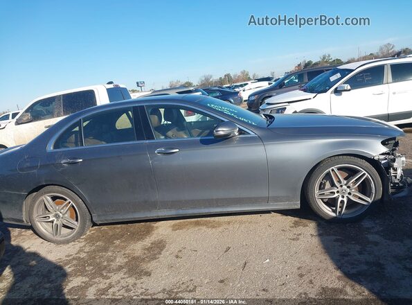 WDDZF4JB4JA320372 2018 MERCEDES-BENZ E-CLASS Серый Панорамный вид салона 360°