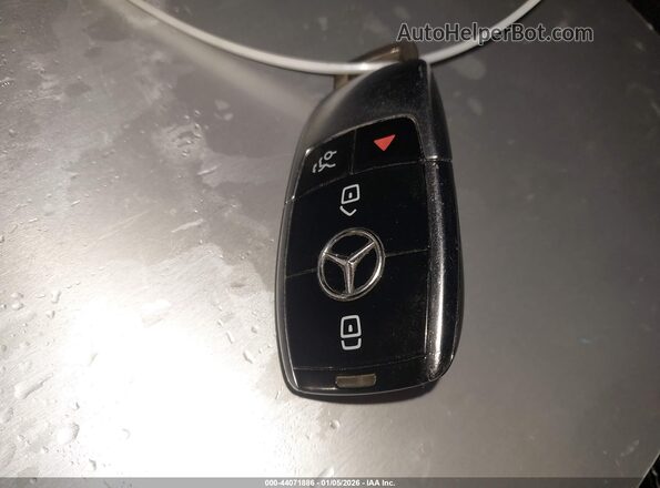 WDDZF4JB6KA603471 2019 MERCEDES-BENZ E-CLASS Серый Вид панели приборов